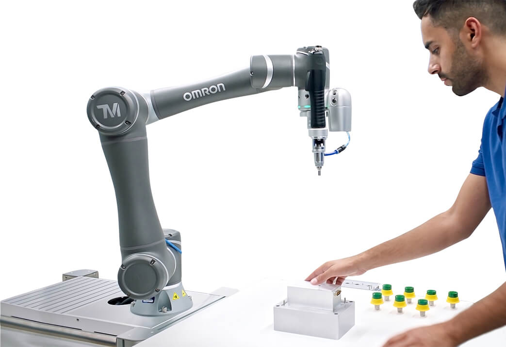 cobots soluciones industriales omron ejemplo